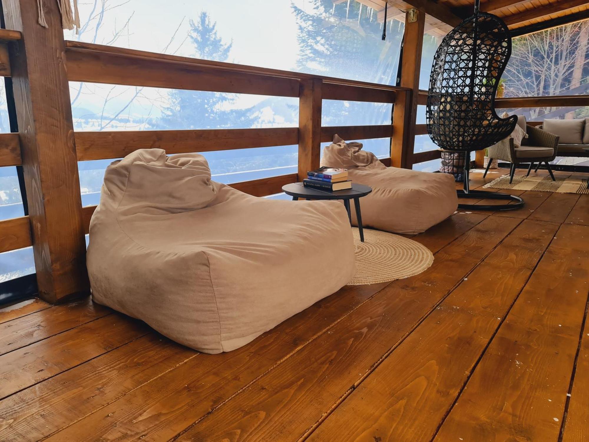 A-frame Ceziade Tihuta