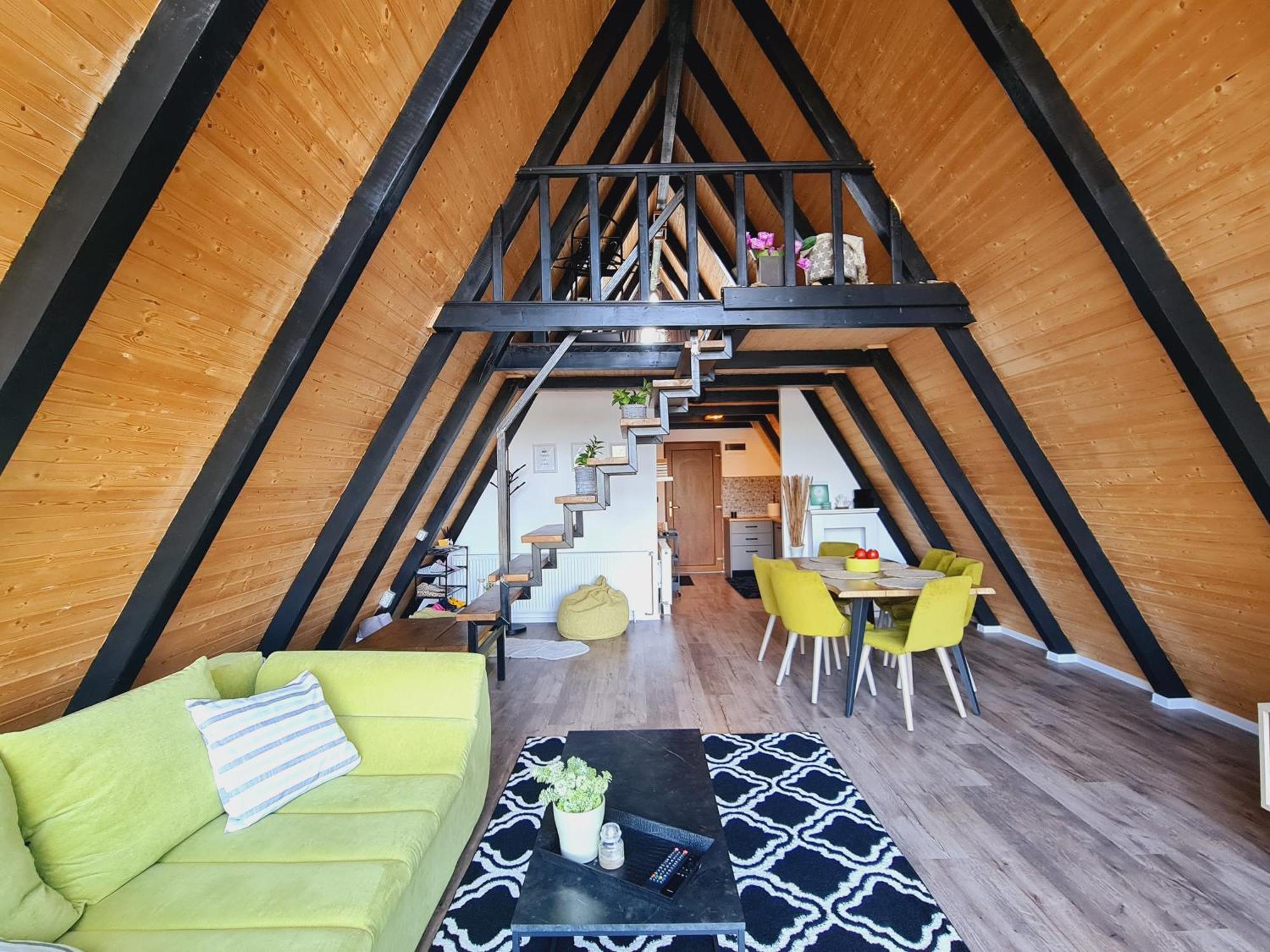 A-frame Ceziade Tihuta *