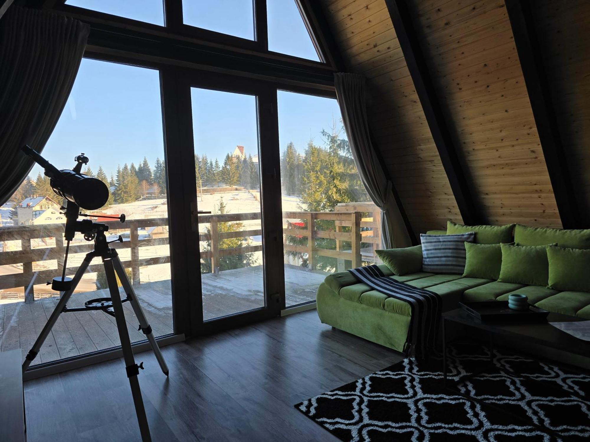A-frame Ceziade Tihuta *