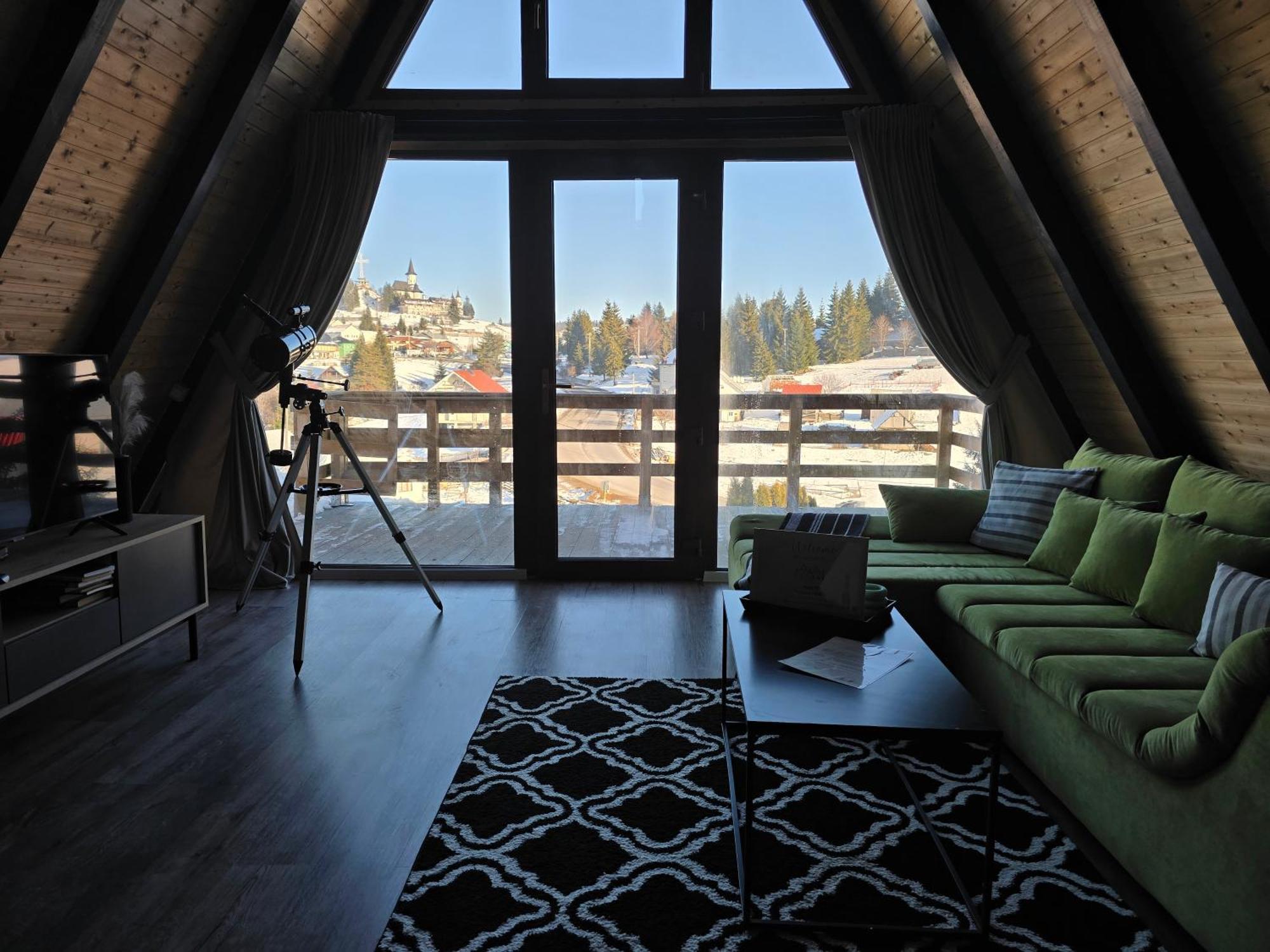 A-frame Ceziade Tihuta Piatra Fantanele