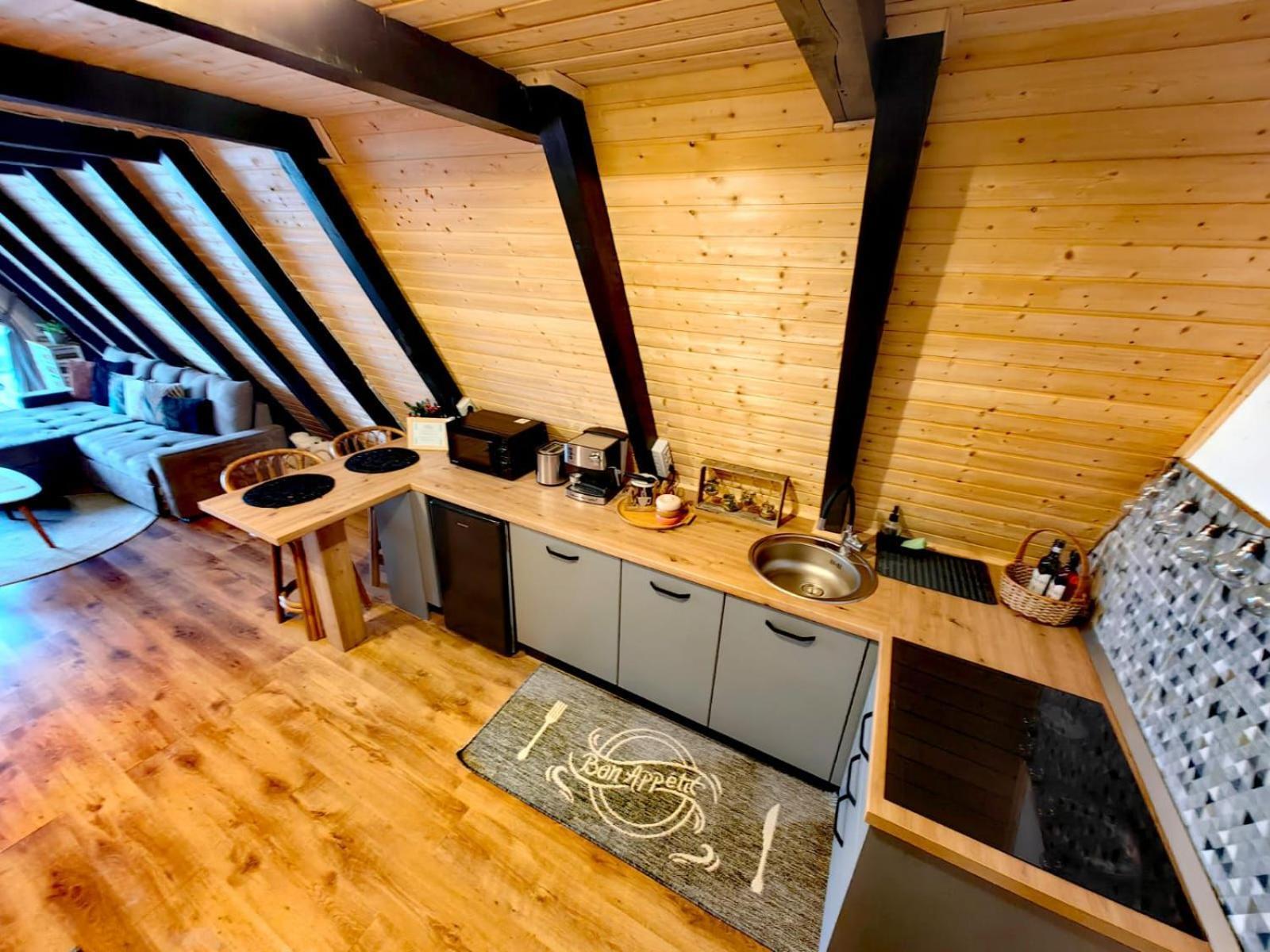 A-frame Ceziade Tihuta *